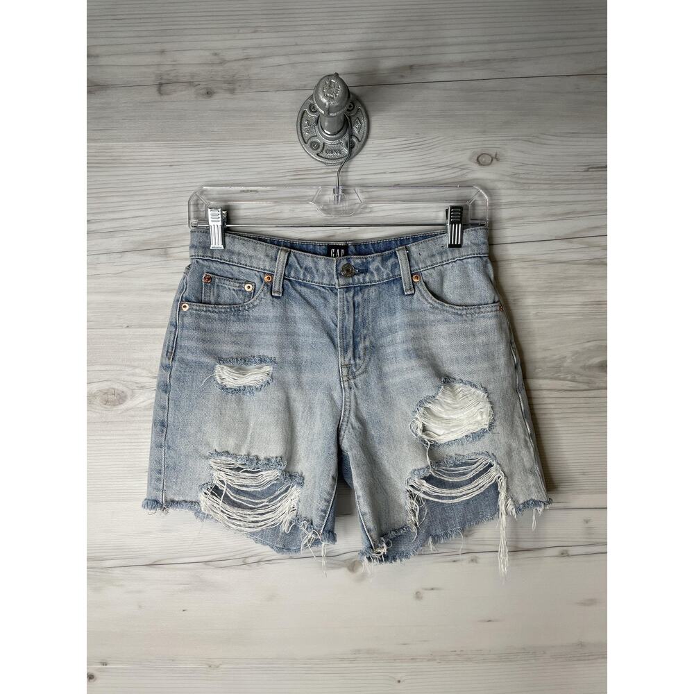 GAP Denim Shorts Womens 6 Light Wash Distressed 5 Inch Cutoff‎ Raw Hem 283172-00